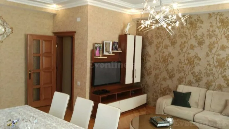 3 otaqlı Mənzil 121 m² Memar Əcəmi m. Satılır