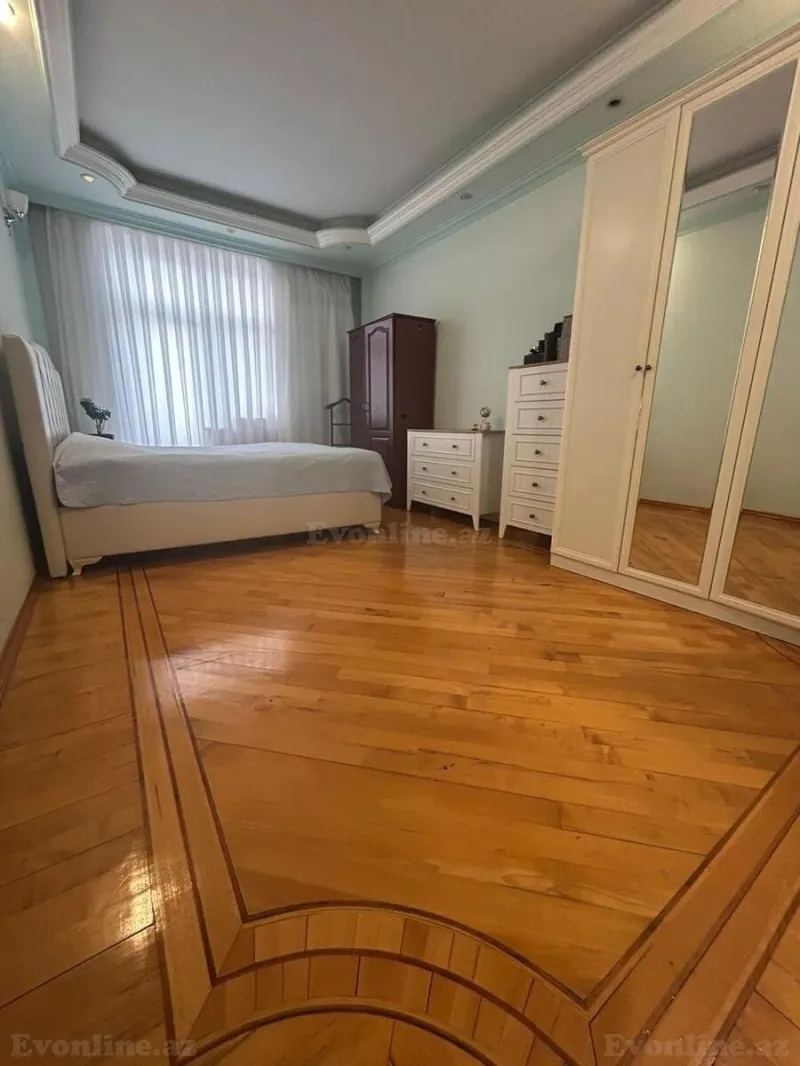 Satılır 3 otaqlı Mənzil Yeni tikili 110 m² İnşaatçılar m. - şəkil 3