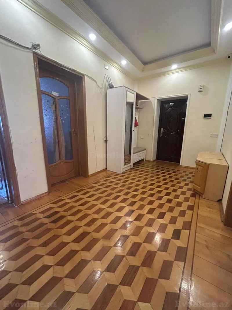 Satılır 3 otaqlı Mənzil Yeni tikili 110 m² İnşaatçılar m. - şəkil 7