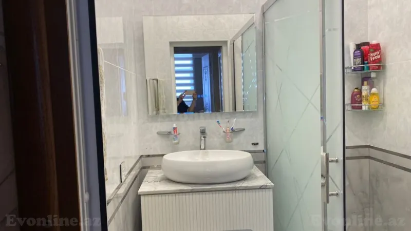 Kirayə verilir 3 otaqlı Mənzil Yeni tikili 140 m² 8-ci mikrorayon - şəkil 12