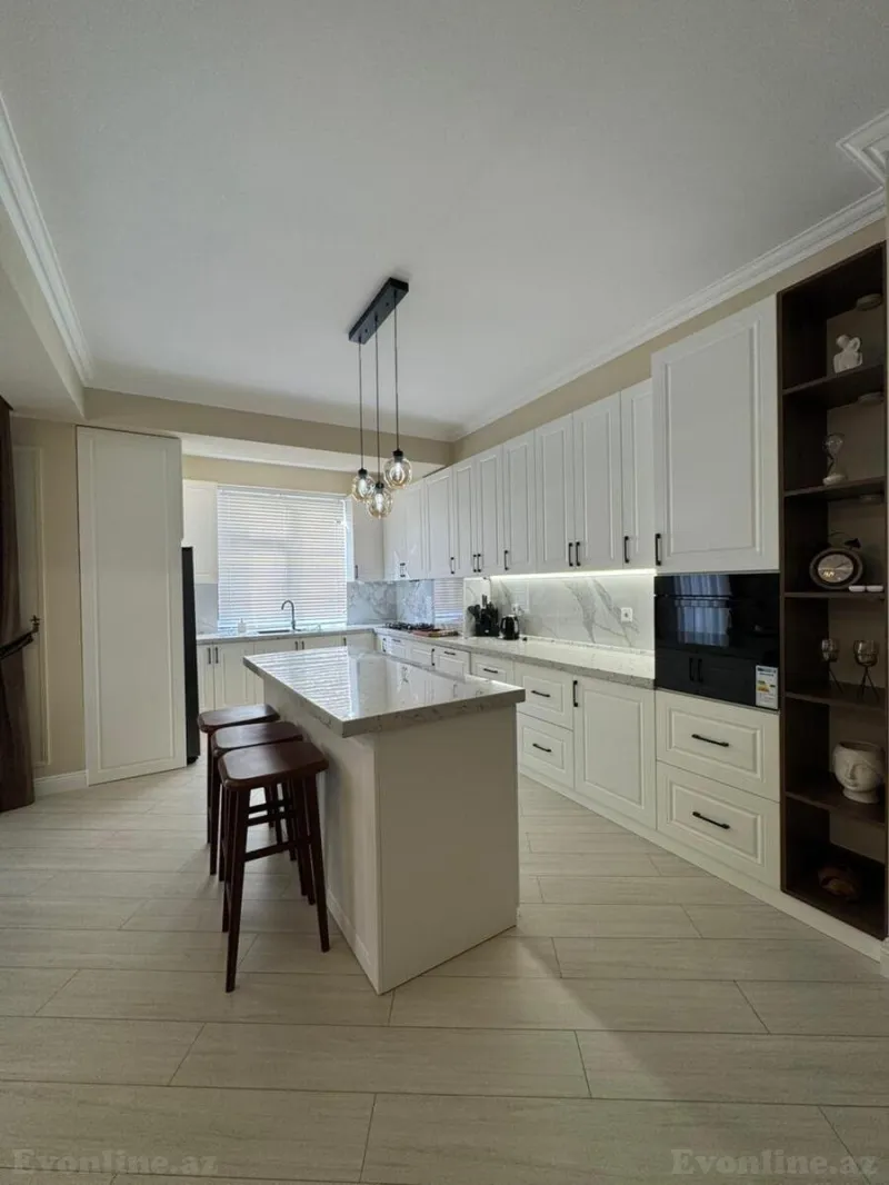 Satılır 4 otaqlı Mənzil Yeni tikili 175 m² Nəsimi r. - şəkil 5