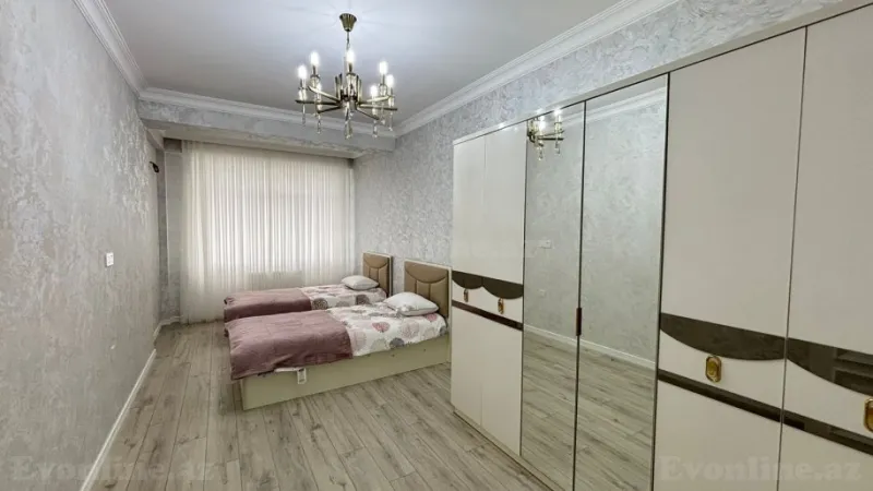 Kirayə verilir 3 otaqlı Mənzil Yeni tikili 145 m² Gənclik m. - şəkil 2