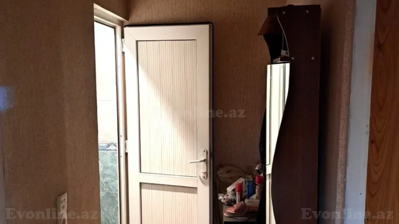Satılır 1 otaqlı Mənzil Köhnə tikili 40 m² Memar Əcəmi m. - şəkil 4
