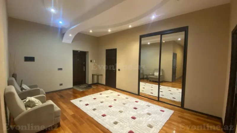 4 otaqlı Mənzil 210 m² Nəsimi r. Satılır
