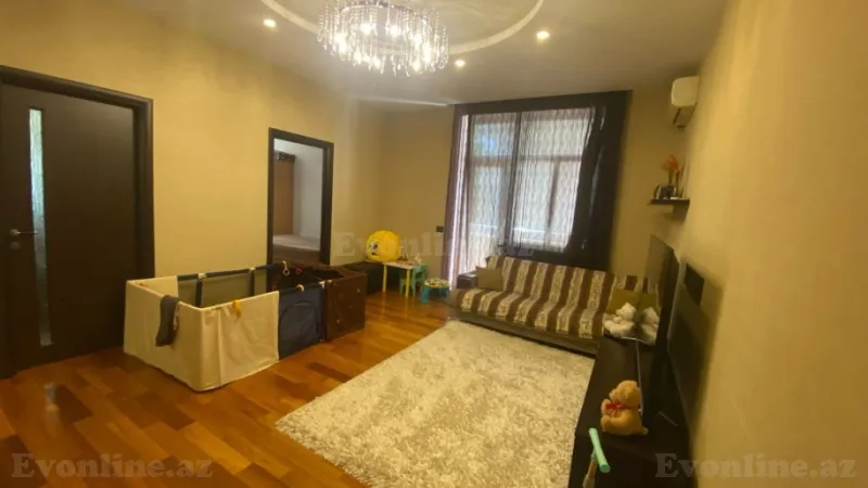 Satılır 4 otaqlı Mənzil Yeni tikili 210 m² Nəsimi r. - şəkil 5