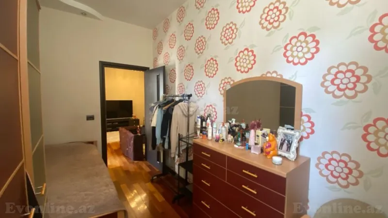 Satılır 4 otaqlı Mənzil Yeni tikili 210 m² Nəsimi r. - şəkil 9