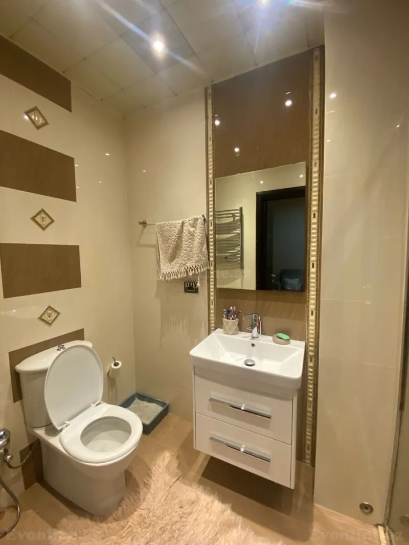 Satılır 4 otaqlı Mənzil Yeni tikili 210 m² Nəsimi r. - şəkil 13