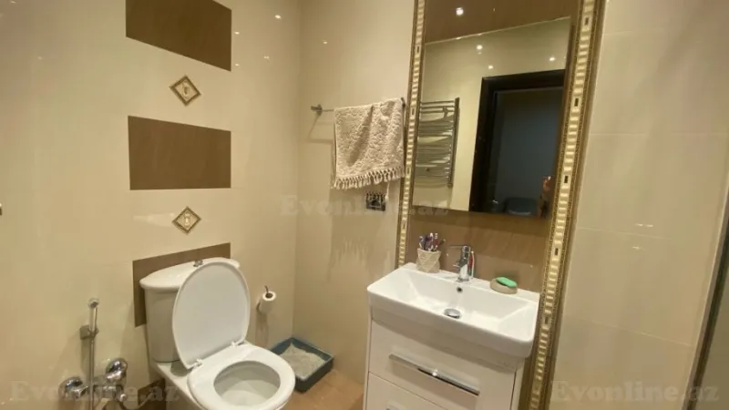 Satılır 4 otaqlı Mənzil Yeni tikili 210 m² Nəsimi r. - şəkil 21