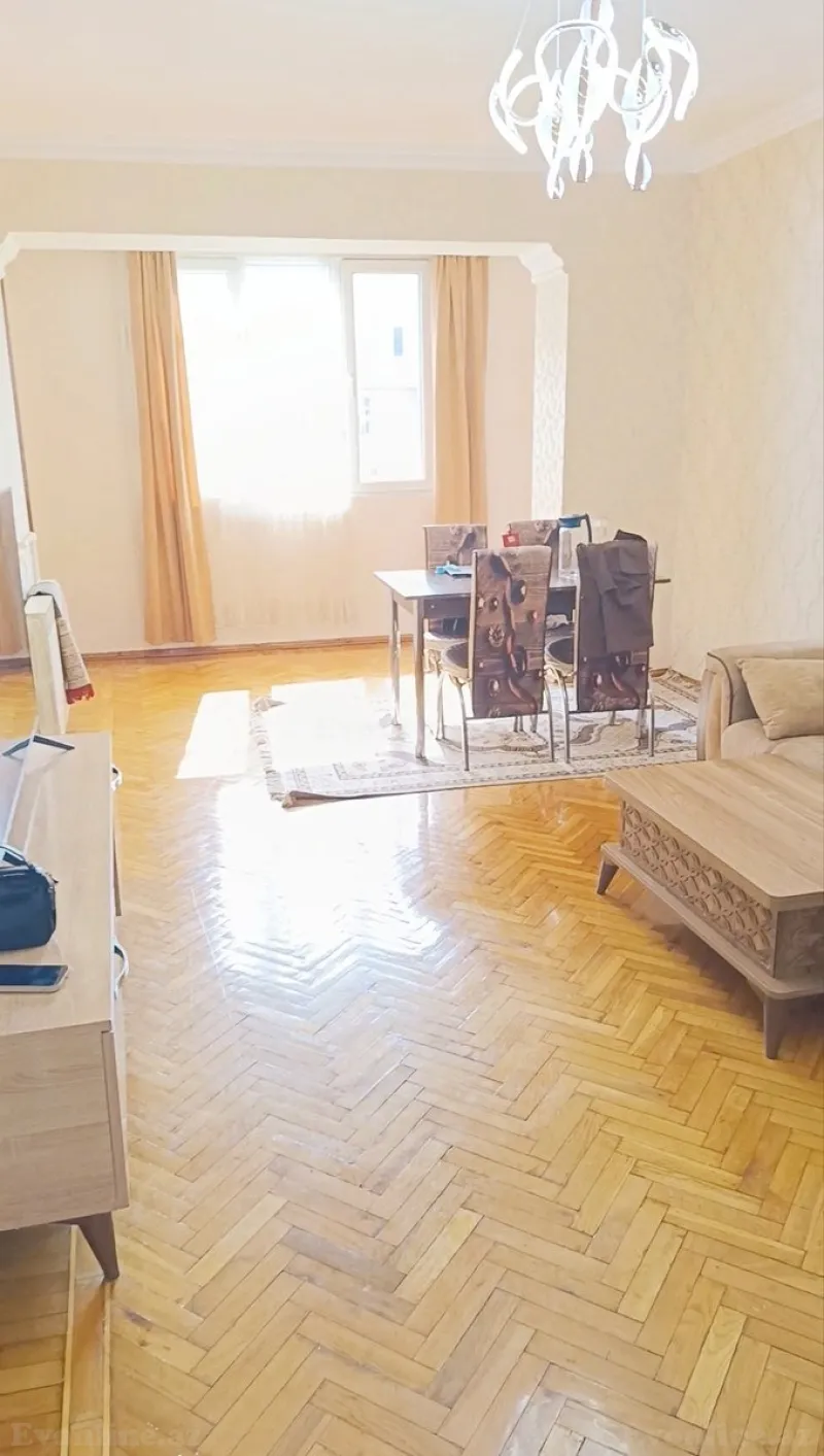 Satılır 3 otaqlı Mənzil Köhnə tikili 55 m² Gənclik m. - şəkil 5
