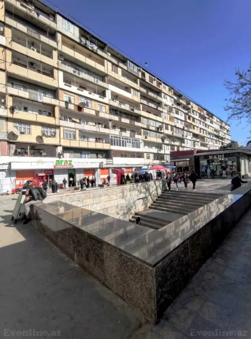 Satılır 4 otaqlı Mənzil Köhnə tikili 115 m² Əhmədli m.