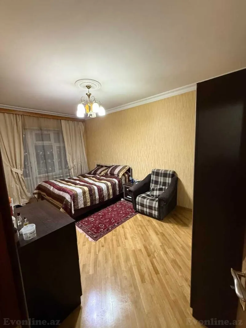 Satılır 4 otaqlı Mənzil Köhnə tikili 115 m² Əhmədli m. - şəkil 6