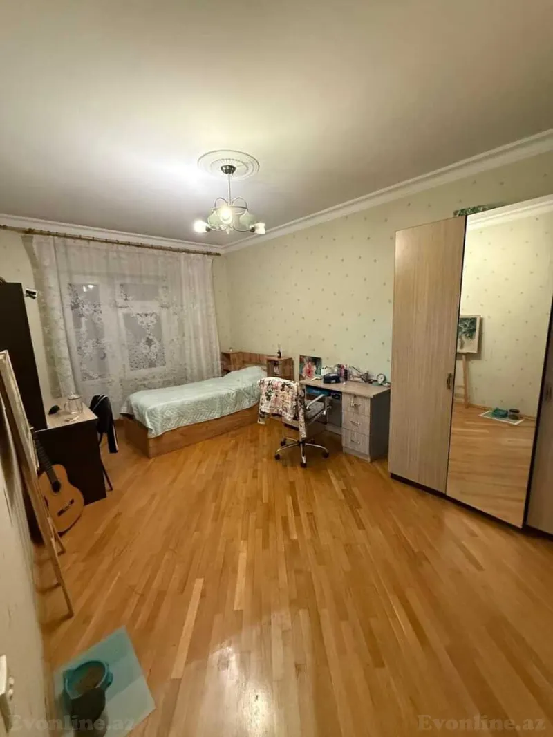 Satılır 4 otaqlı Mənzil Köhnə tikili 115 m² Əhmədli m. - şəkil 9