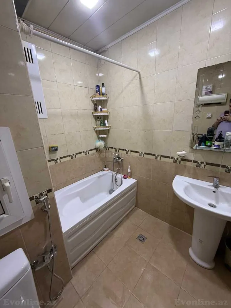 Satılır 4 otaqlı Mənzil Köhnə tikili 115 m² Əhmədli m. - şəkil 17