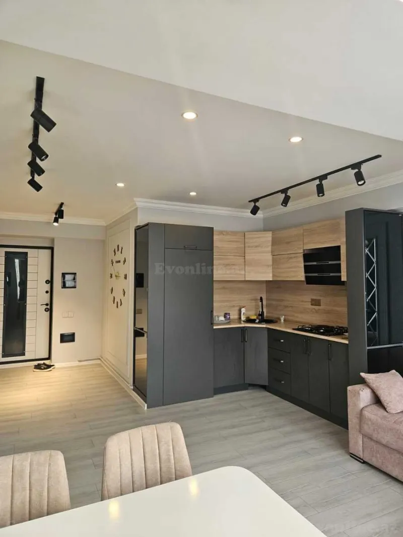 2 otaqlı Mənzil 50 m² Nəriman Nərimanov m. Kirayə verilir