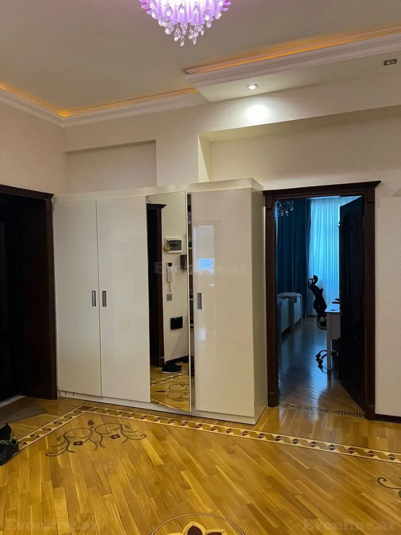 Satılır 3 otaqlı Mənzil Yeni tikili 137 m² Gənclik m. - şəkil 3