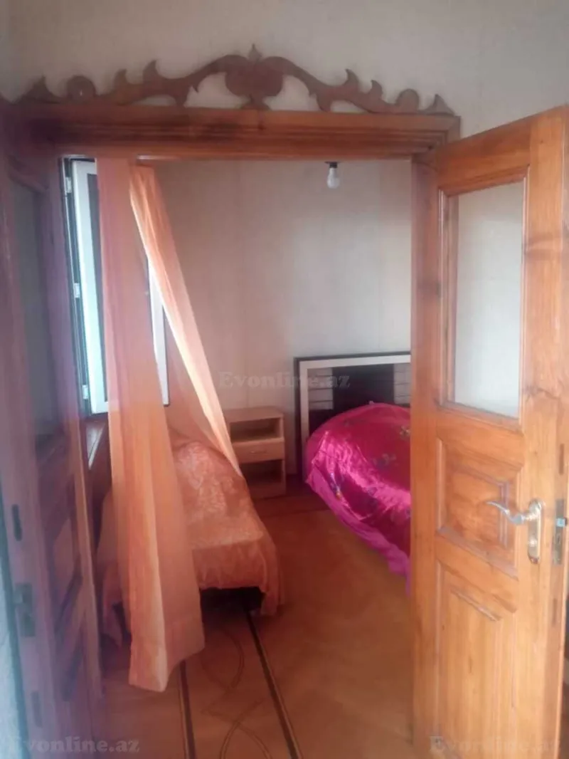 Kirayə verilir 1 otaqlı Mənzil Köhnə tikili 30 m² 28 May m. - şəkil 2