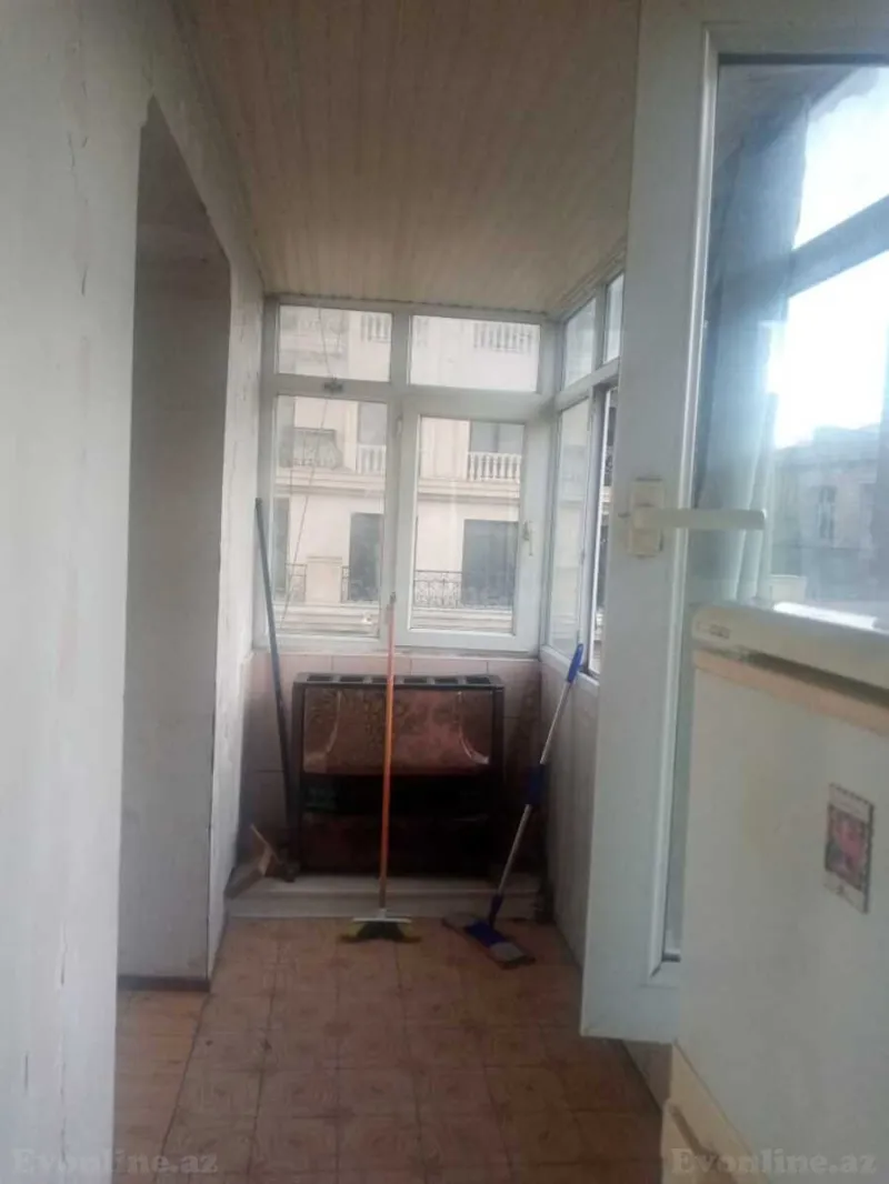 Kirayə verilir 1 otaqlı Mənzil Köhnə tikili 30 m² 28 May m. - şəkil 6