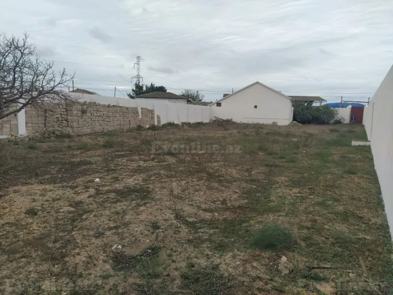 Torpaq Qala Satılır