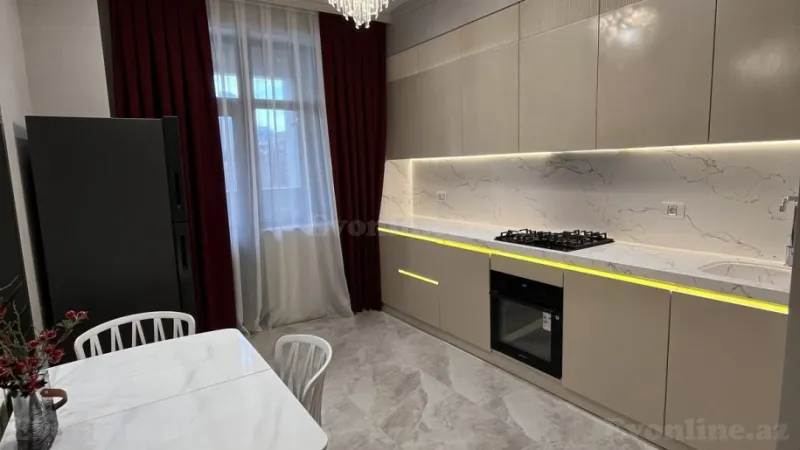 Satılır 3 otaqlı Mənzil Yeni tikili 165 m² Elmlər Akademiyası m. - şəkil 9