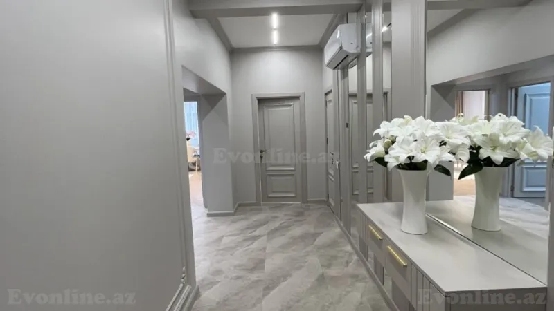 Satılır 3 otaqlı Mənzil Yeni tikili 165 m² Elmlər Akademiyası m. - şəkil 13