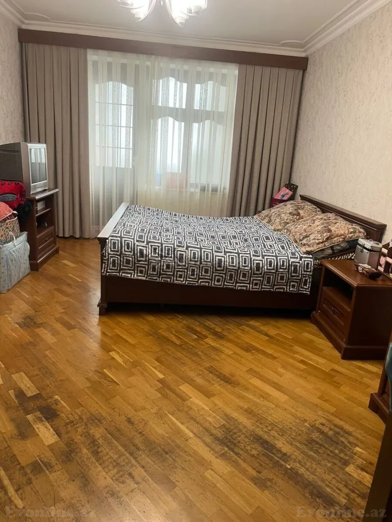 Satılır 3 otaqlı Mənzil Köhnə tikili 86 m² Gənclik m. - şəkil 4