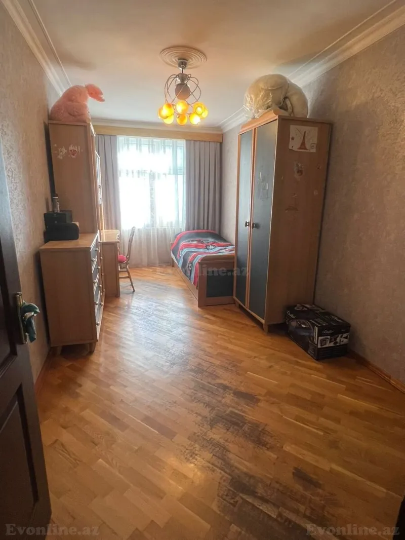 Satılır 3 otaqlı Mənzil Köhnə tikili 86 m² Gənclik m. - şəkil 5