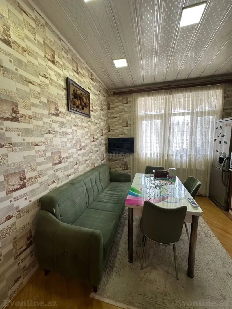 Satılır 4 otaqlı Mənzil Yeni tikili 130 m² Elmlər Akademiyası m. - şəkil 9