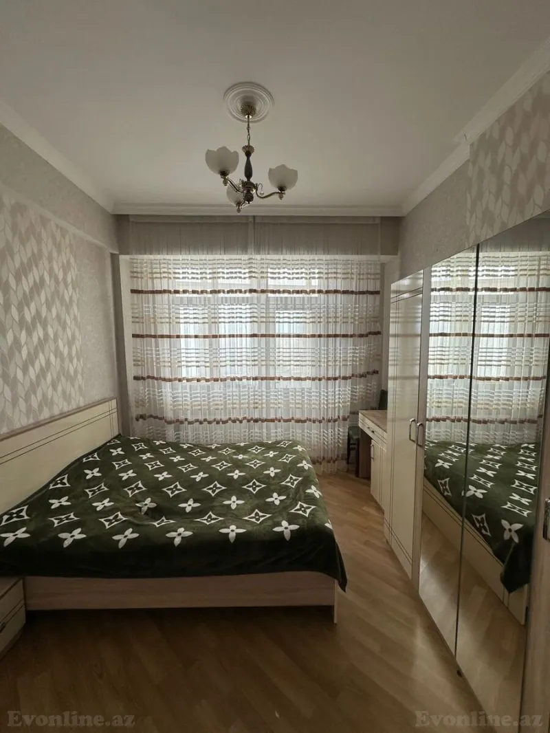 Satılır 4 otaqlı Mənzil Yeni tikili 130 m² Elmlər Akademiyası m. - şəkil 17