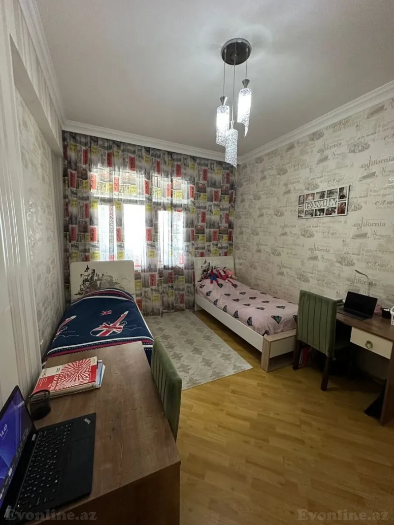 Satılır 4 otaqlı Mənzil Yeni tikili 130 m² Elmlər Akademiyası m. - şəkil 18