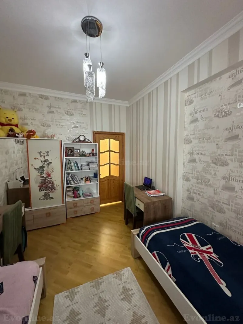 Satılır 4 otaqlı Mənzil Yeni tikili 130 m² Elmlər Akademiyası m. - şəkil 19