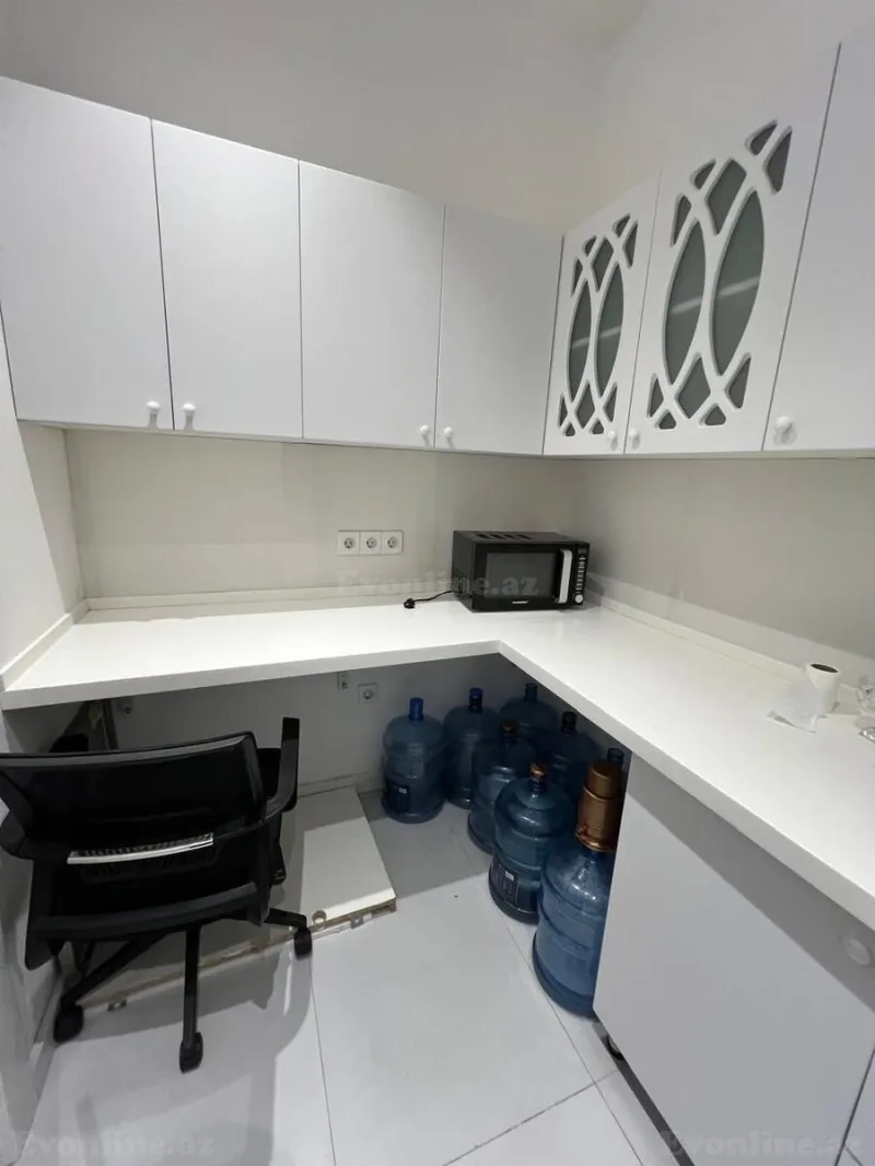 Kirayə verilir Ofis 190 m² Xətai m. - şəkil 15