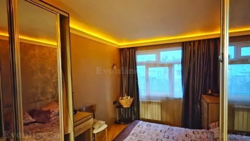 Satılır 2 otaqlı Mənzil Köhnə tikili 62 m² Nizami m. - şəkil 4