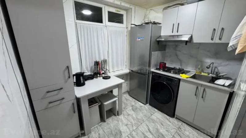 Satılır 3 otaqlı Mənzil Köhnə tikili 80 m² Neftçilər m. - şəkil 5
