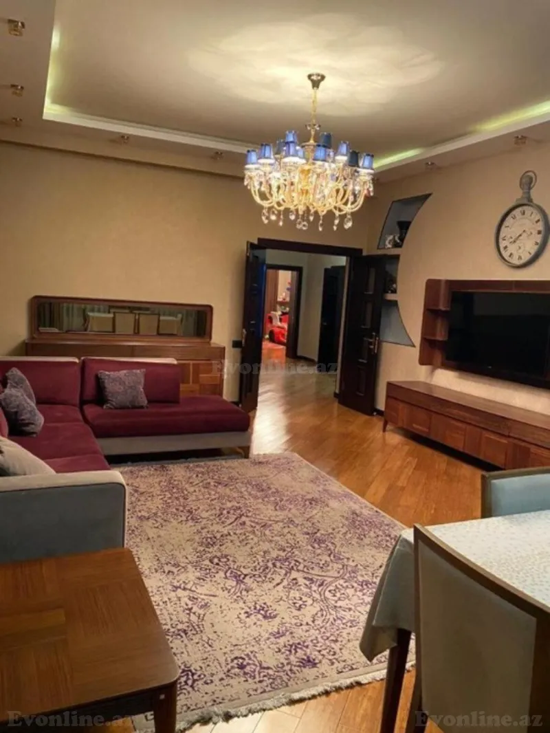 Satılır 3 otaqlı Mənzil Yeni tikili 155 m² İnşaatçılar m. - şəkil 2