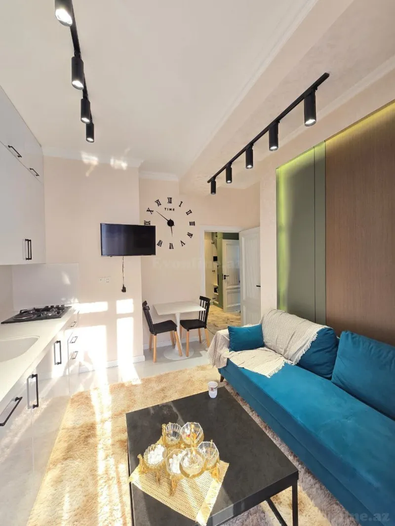 Satılır 2 otaqlı Mənzil Yeni tikili 43 m² Qara Qarayev m. - şəkil 2