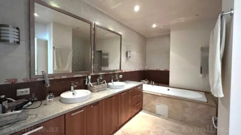 Satılır 5 otaqlı Mənzil Yeni tikili 850 m² 28 May m. - şəkil 16