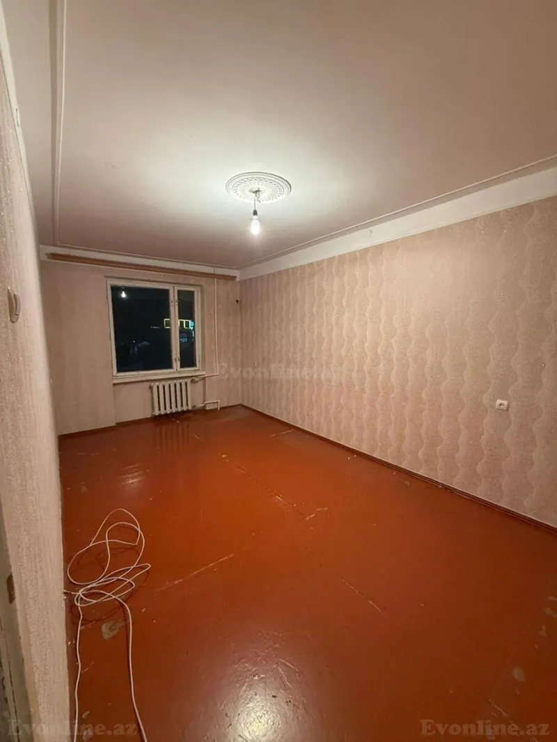 4 otaqlı Mənzil 100 m² Suraxanı r. Satılır