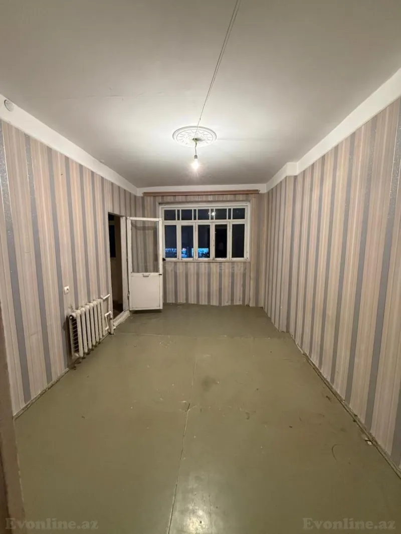 Satılır 4 otaqlı Mənzil Köhnə tikili 100 m² Suraxanı r. - şəkil 6