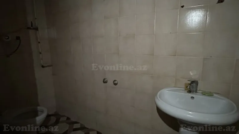 Satılır 2 otaqlı Mənzil Köhnə tikili 44 m² Nəriman Nərimanov m. - şəkil 4