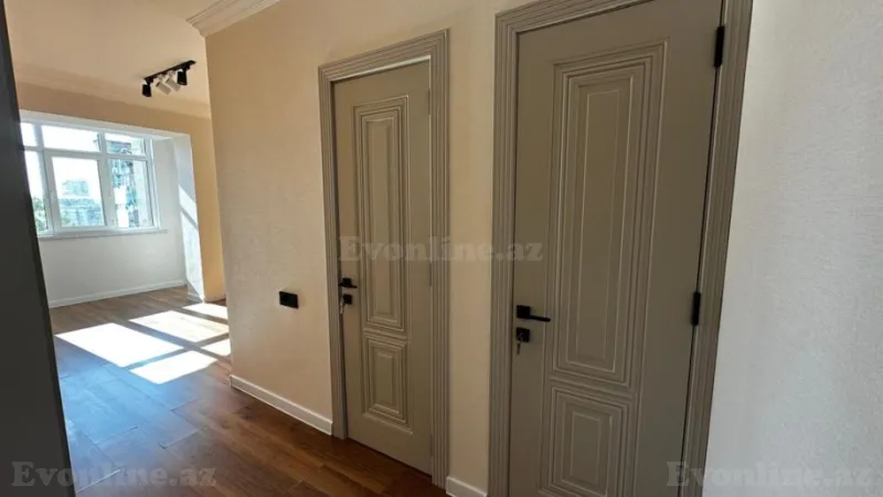 Satılır 3 otaqlı Mənzil Köhnə tikili 80 m² Xalqlar Dostluğu m. - şəkil 16