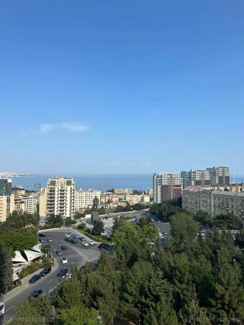 Kirayə verilir 3 otaqlı Mənzil Yeni tikili 110 m² İçərişəhər m. - şəkil 2