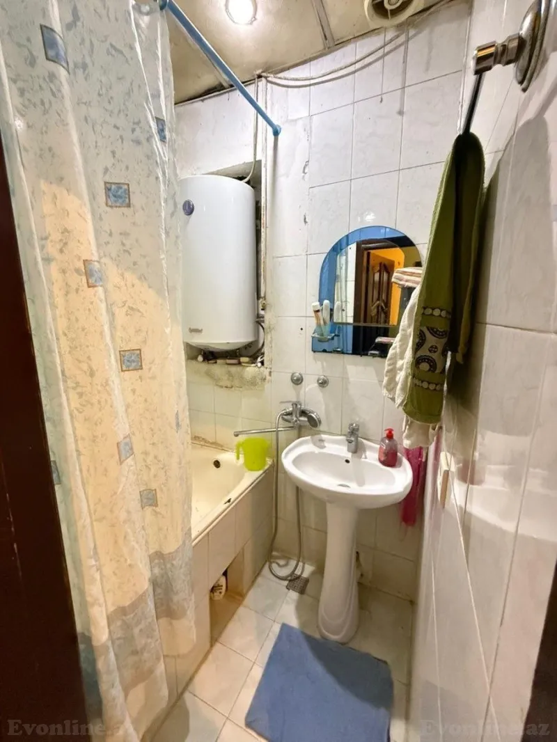 Satılır 3 otaqlı Mənzil Köhnə tikili 80 m² Xalqlar Dostluğu m. - şəkil 13