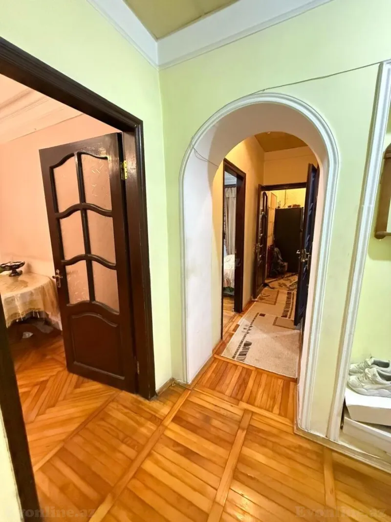 Satılır 3 otaqlı Mənzil Köhnə tikili 85 m² Xalqlar Dostluğu m. - şəkil 8