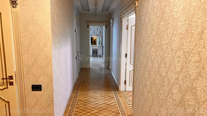 Kirayə verilir 3 otaqlı Mənzil Yeni tikili 170 m² Nəsimi r. - şəkil 10