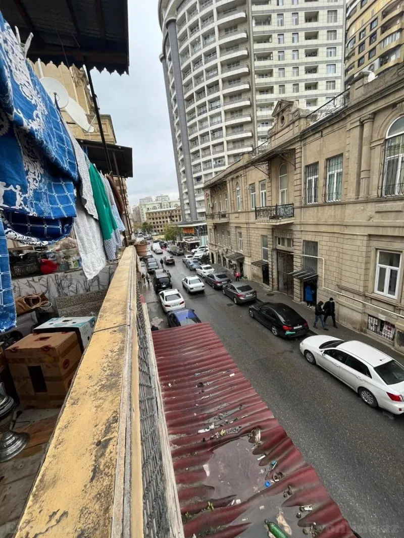 Satılır 2 otaqlı Mənzil Köhnə tikili 60 m² Nizami m. - şəkil 4