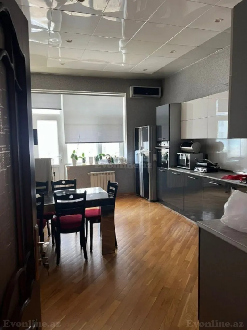 Satılır 3 otaqlı Mənzil Yeni tikili 137 m² Nərimanov r. - şəkil 3