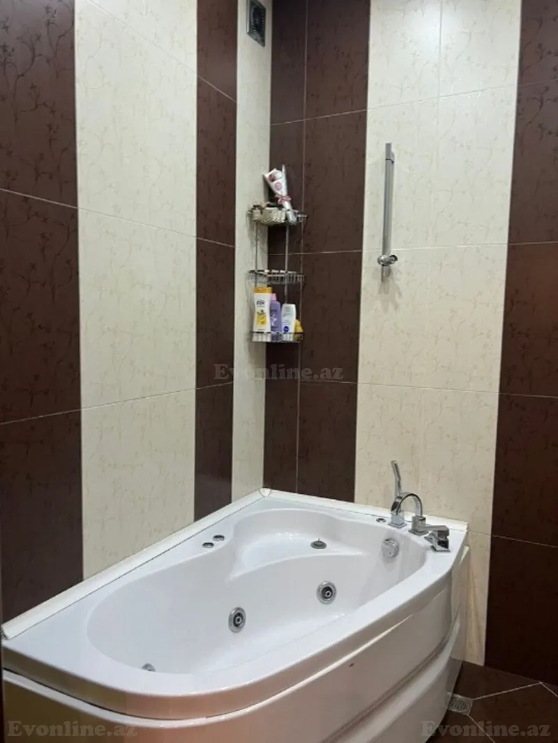 Satılır 3 otaqlı Mənzil Yeni tikili 137 m² Nərimanov r. - şəkil 15