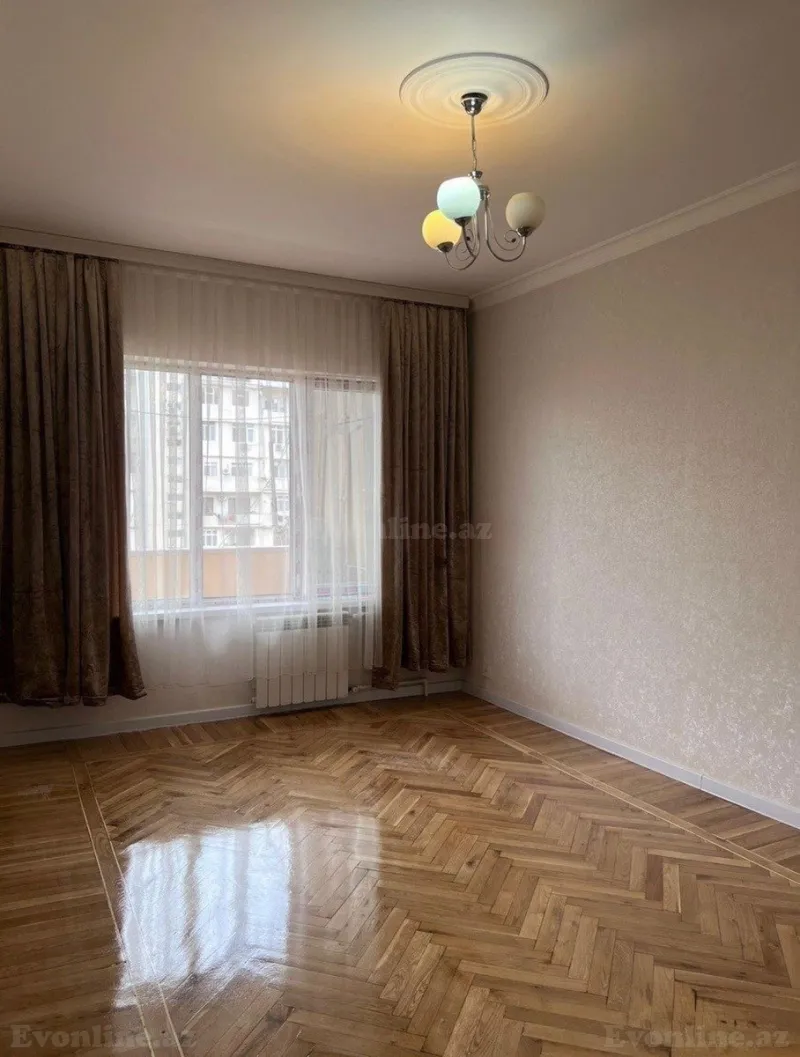 4 otaqlı Mənzil 100 m² Əhmədli Satılır