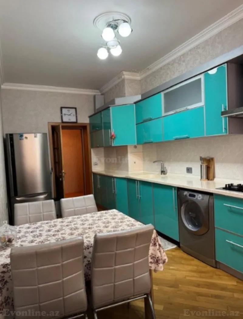 Kirayə verilir 3 otaqlı Mənzil Yeni tikili 150 m² Memar Əcəmi m. - şəkil 4