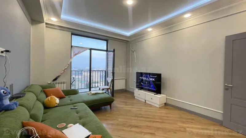 2 otaqlı Mənzil 82 m² 7-ci mikrorayon Satılır